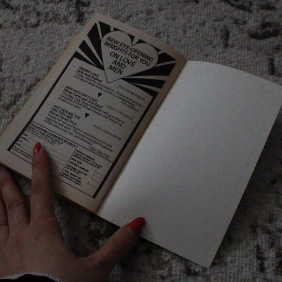 Vintage Second Chance at Love "Knave of Hearts" Paperback Book - Picture 5 of 8